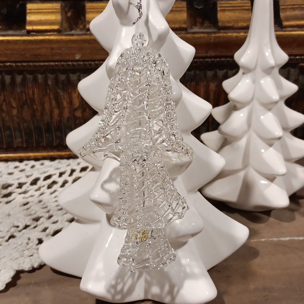 BEAUTIFUL VINTAGE Handmade Glass Ornament